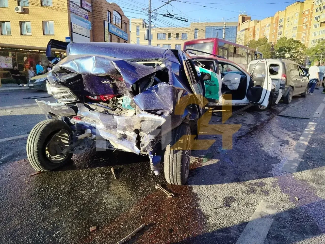 Бывшего начальника Советского РОВД, устроившего массовое ДТП в Туле, отправили на психи...