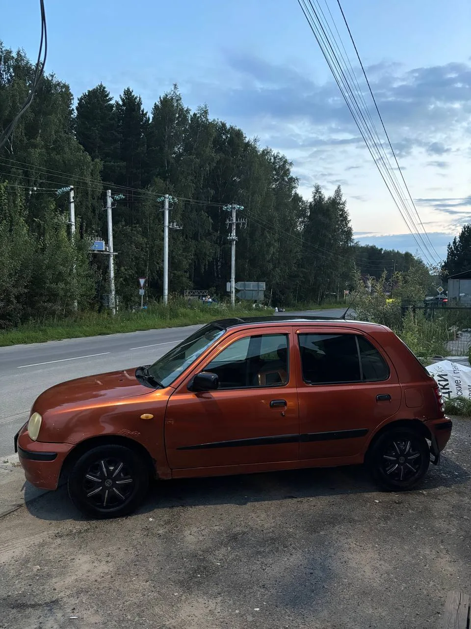 ❗️ Комиссионная продажа ❗️
Nissan March 2000 года 
✅Чистые документы 
✅Мотор 1.0 не троит не дымит 

