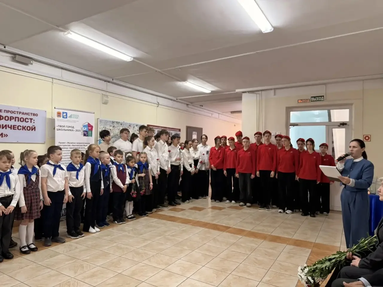 🕯️ Память, которая живёт в сердцах  15 апреля в школе прошёл памятный митинг и открытие мемориальног