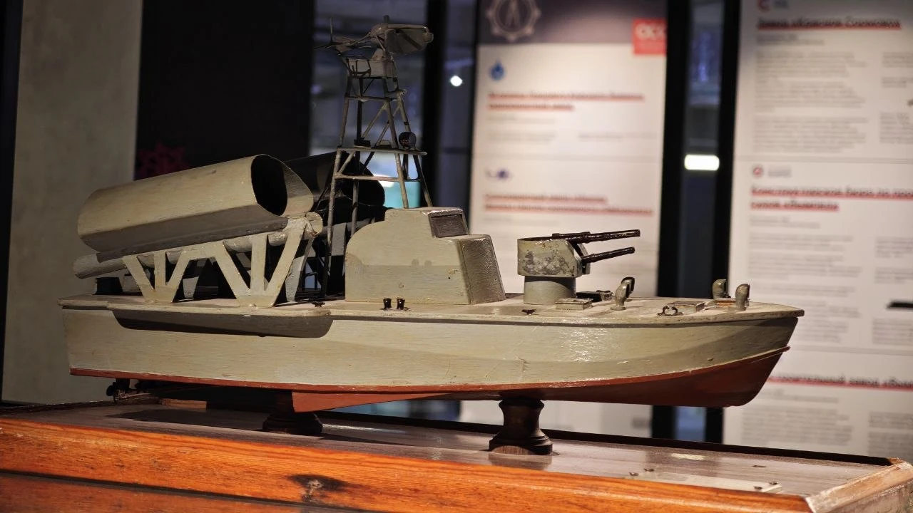 Неиронично, один из лучших экспонатов Музея военно-морской славы в Кронштадте