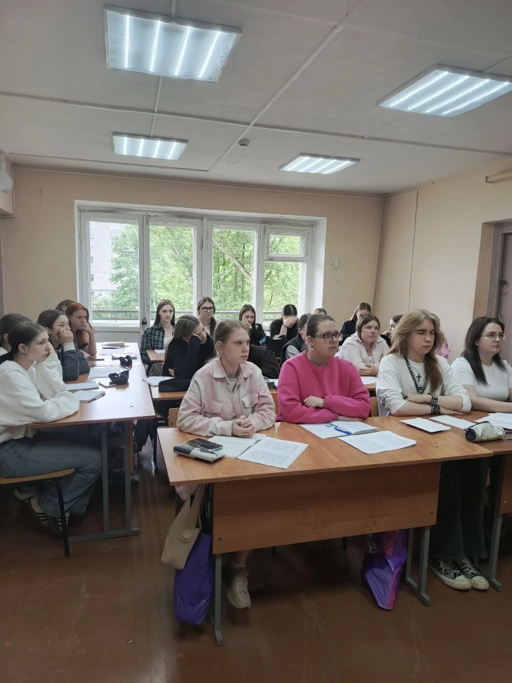 🌊 Безопасность на воде: важные правила от специалиста 🌊