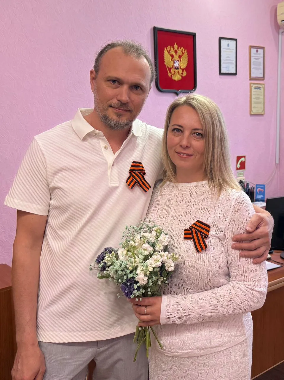 В Отделе ЗАГС г.о.Жигулёвск прошла патриотическая акция «Георгиевская лента Победы - молодым», приур