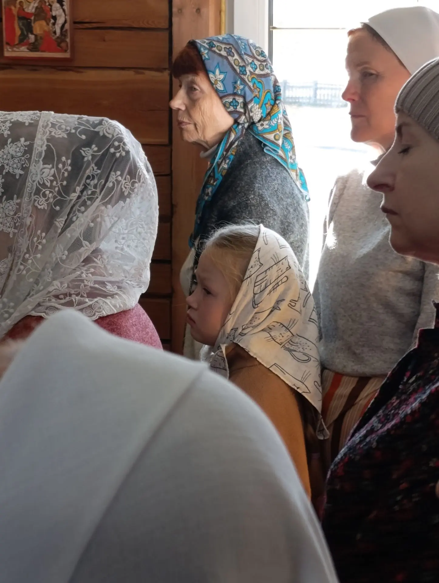 Поздравляем каждого причастника с принятием Святых Христовых Тайн. Это великая радость ...