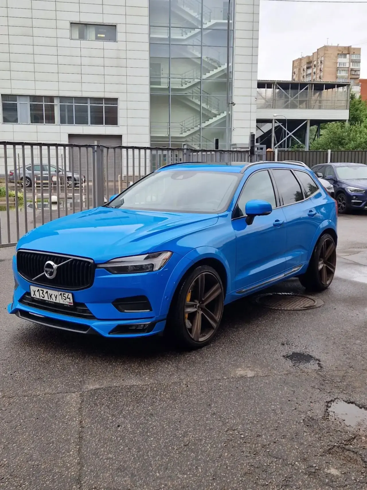Volvo XC60
2021, 45 000 км
4 350 000 рублей
в наличии в
АВТОБИОГРАФИИ ПУЛКОВО
Пулковское ш. 36, к. 3