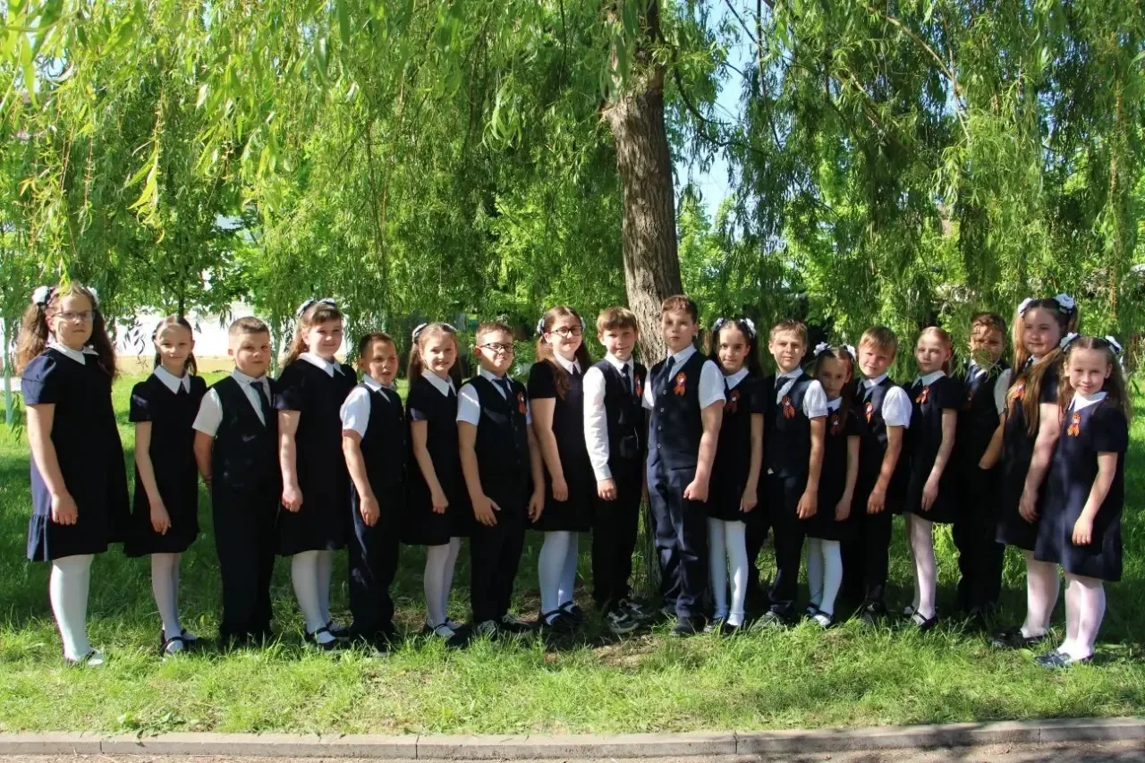 3 "А" класс принял участие в праздничном концерте, посвященном 81-й годовщине Победы в Великой Отече