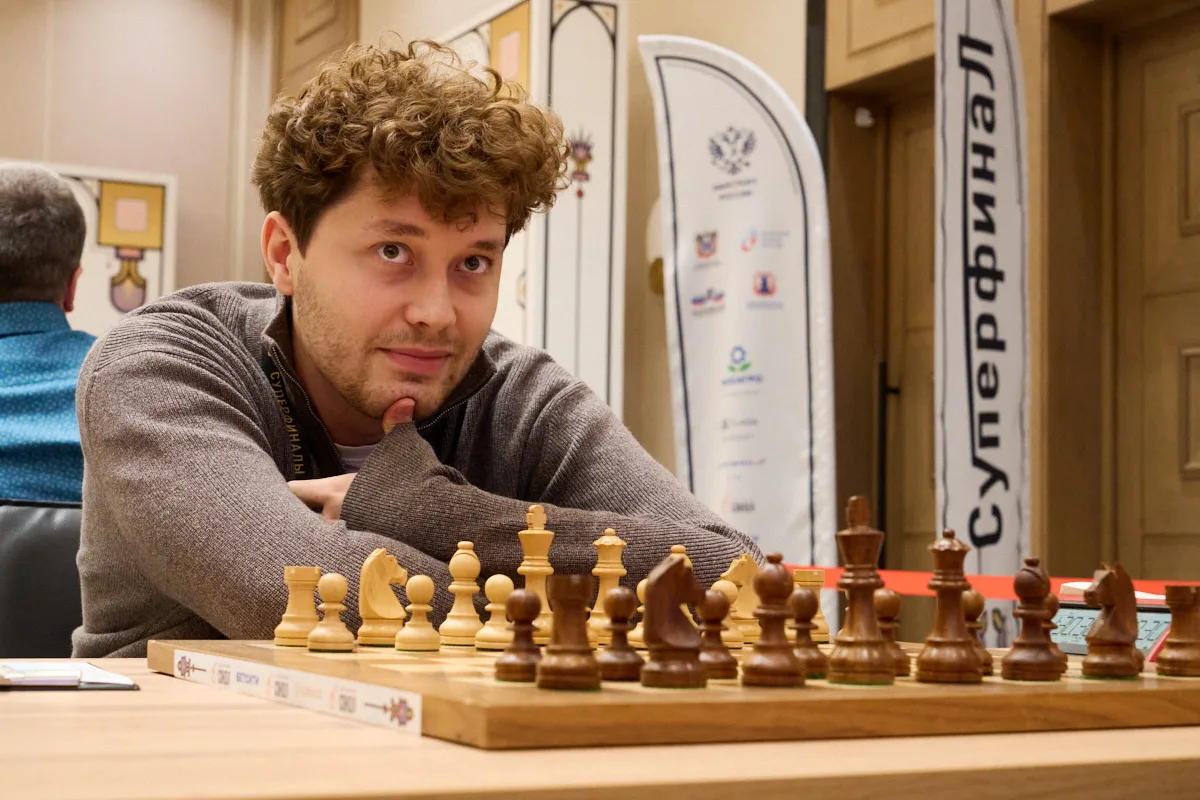 ♟️ Донской гроссмейстер укрепил лидерство: победа в 5‑м туре Суперфинала