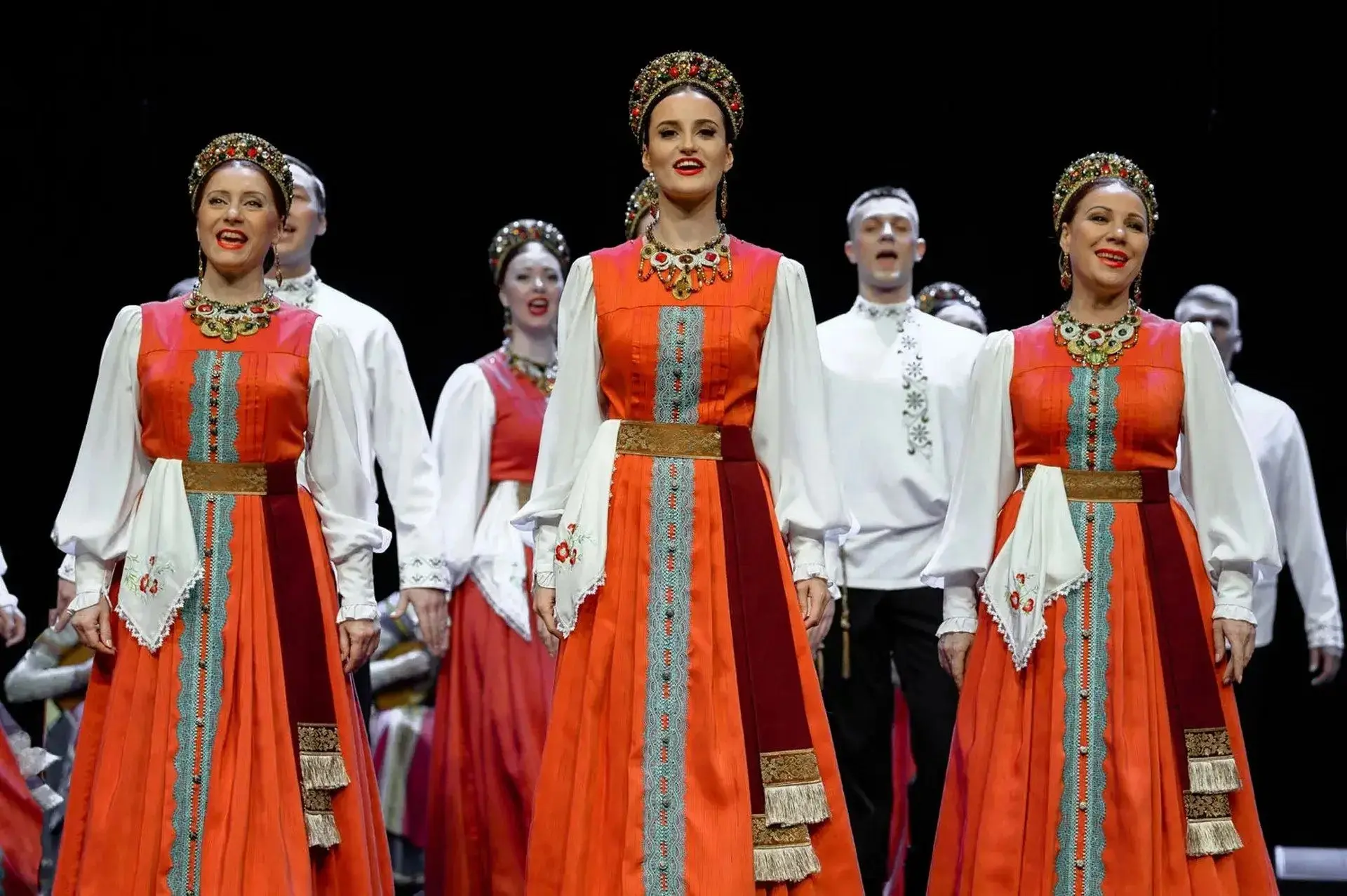 🎶 Уральский народный хор вырвался в лидеры конкурса «Достояние Среднего Урала»