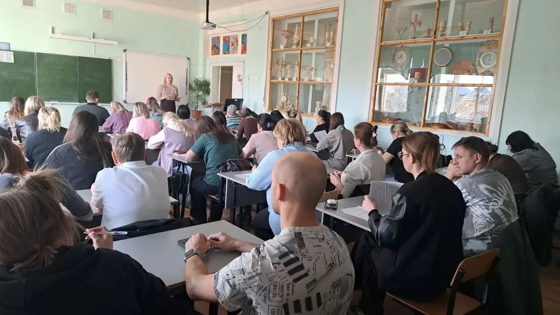 🗓️29 апреля в школе прошло общешкольное родительское собрание