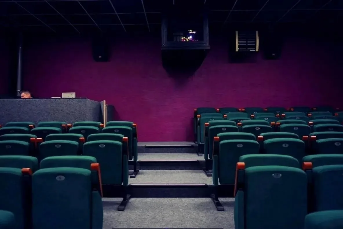 Новинки российского кино придут в три села края 🎬