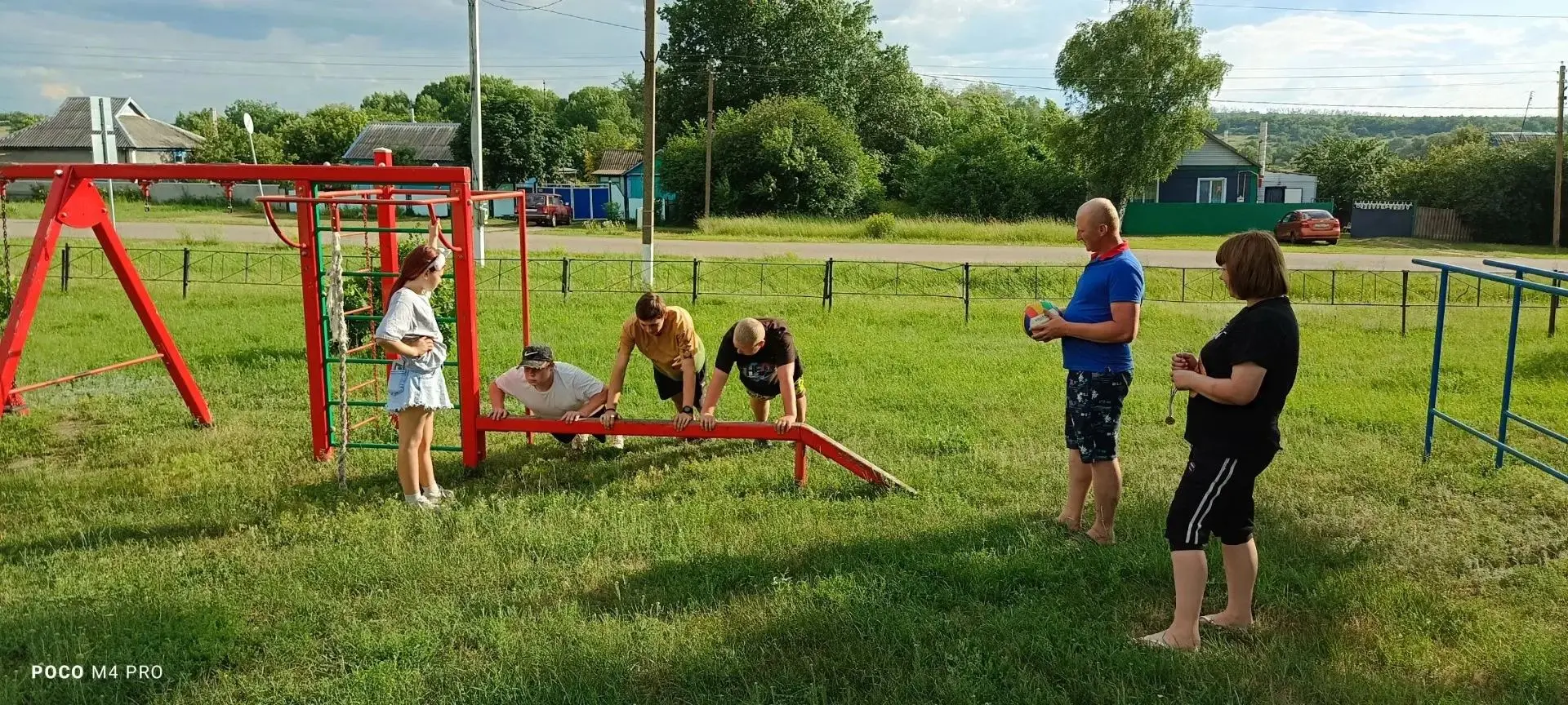 27 июня на спортивной площадке в с. Зайцевка прошло мероприятие, посвященное Дню молоде...