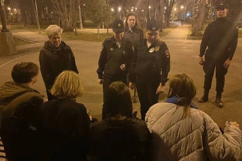 В Кирове с 1 октября по 30 апреля будет действовать комендантский час для несовершеннол...