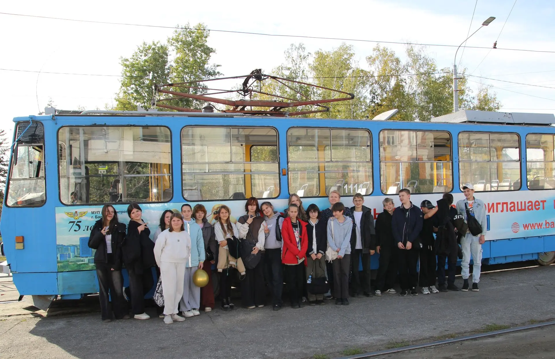 🚃 Экскурсия на трамвае: город открылся с новой стороны!