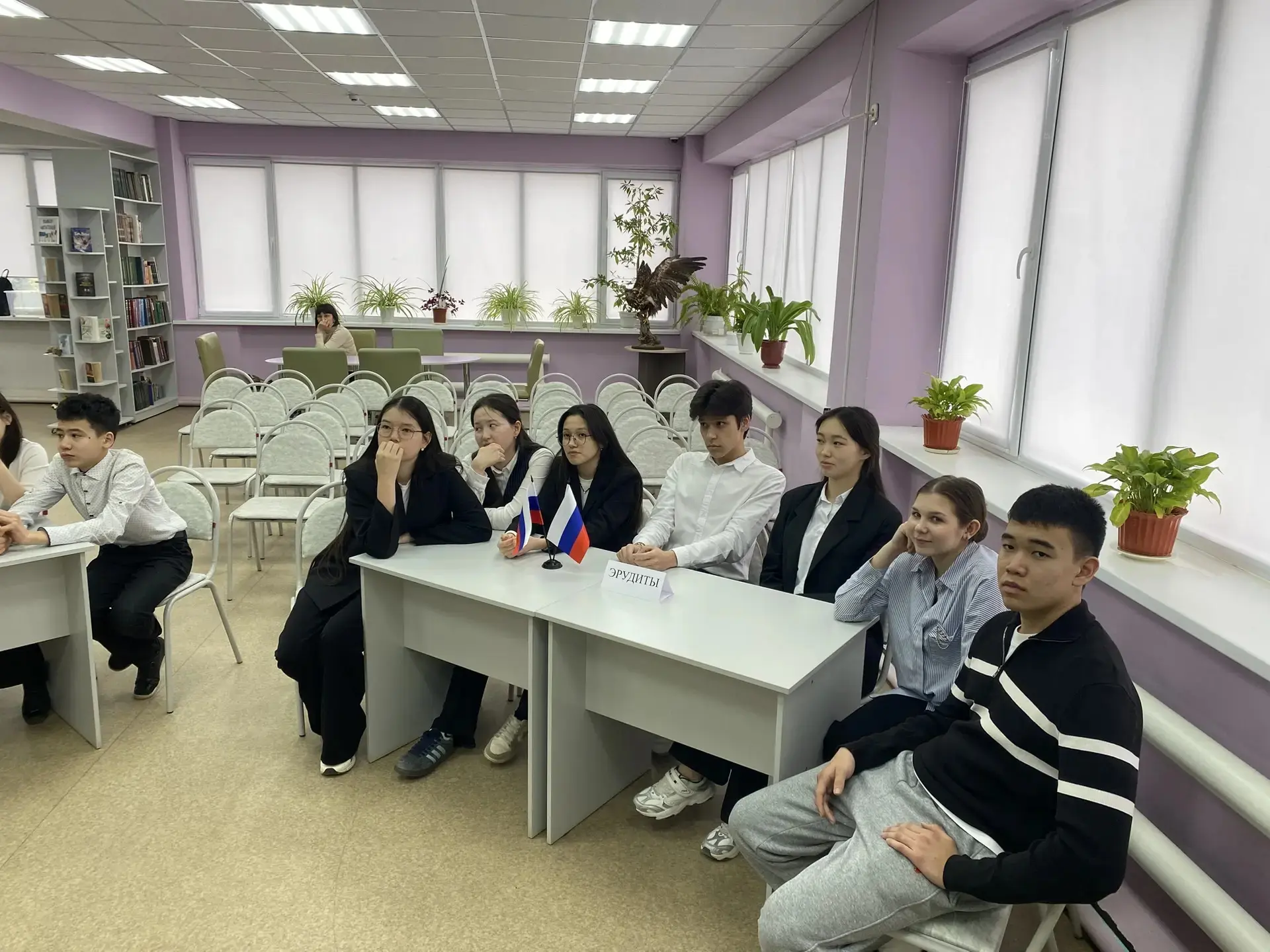 Твой голос — твой выбор! 🗳️ 11-классники «Движения Первых» изучают избирательное право!  Привет, буд