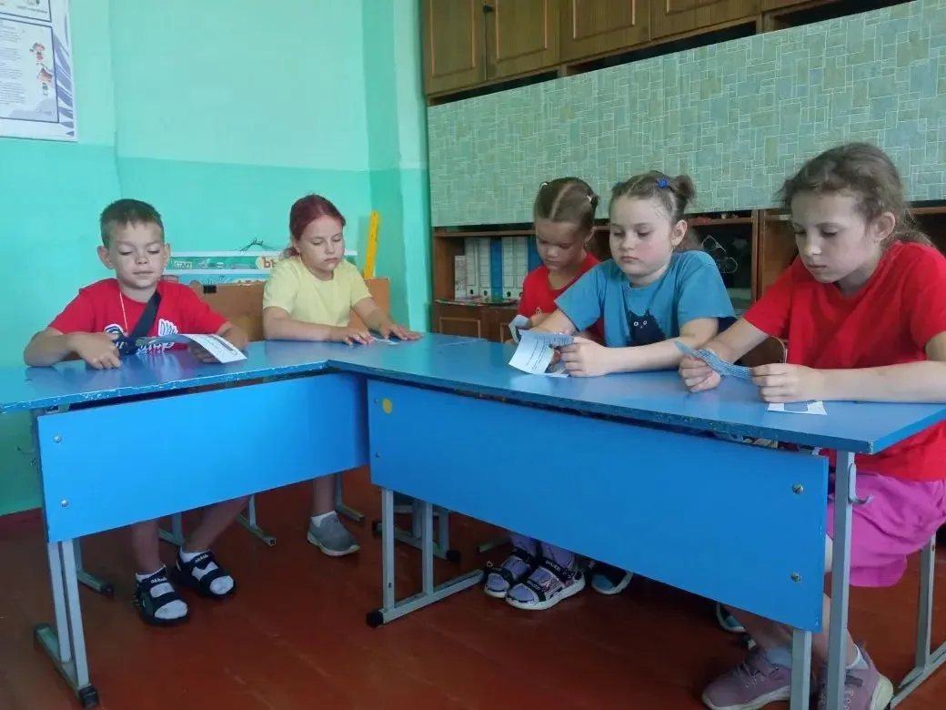 📣9 день смены - «Орленок-патриот. День России»📣

☀️Утро началось с минутки здоровья «Берегите глаз