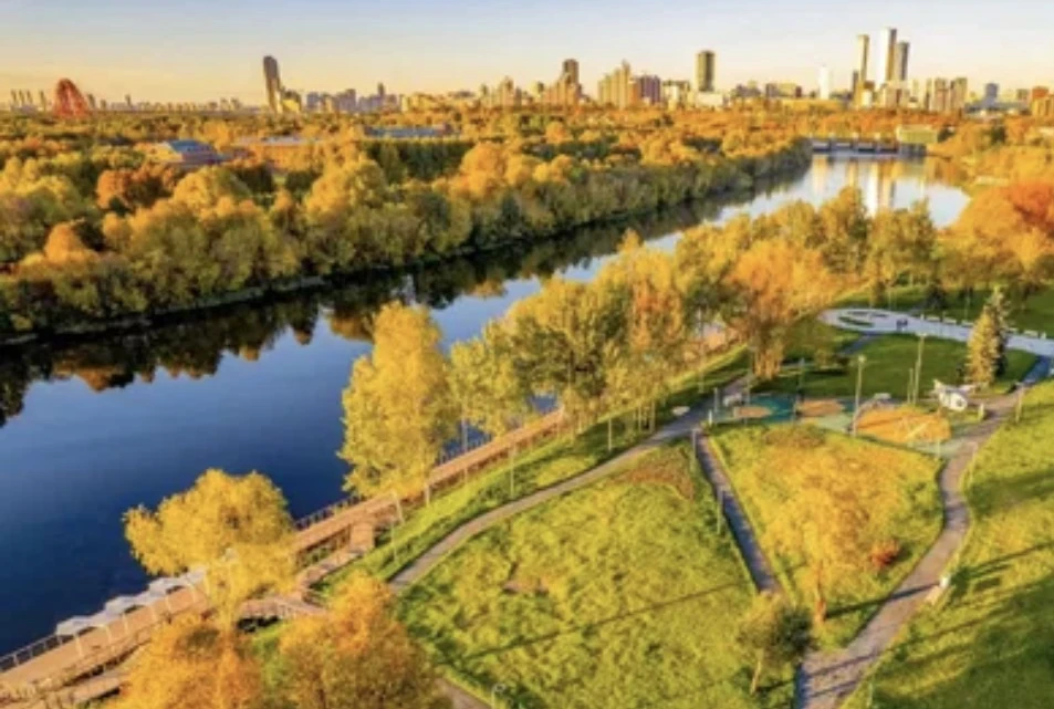 Новый прогулочный маршрут появился у воды в Мневниковской пойме