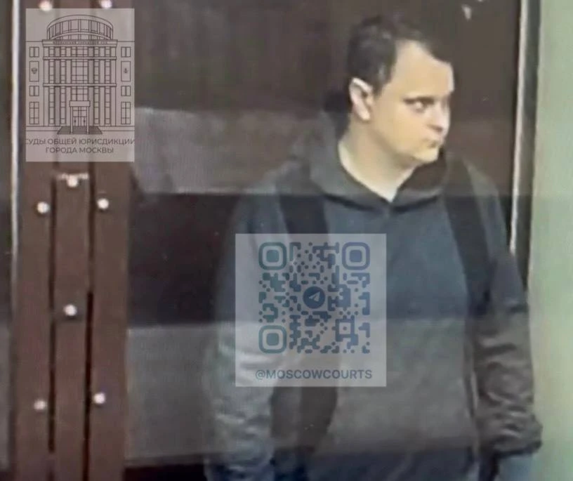 Экс-полицейский из Красноярска признал вину по делу о взятках от редакторов Baza