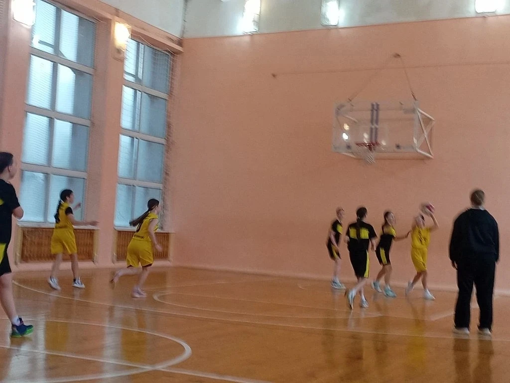 🏀С 7 по 15 апреля проходят соревнования по баскетболу на Кубок им.Ю.Гагарина среди юношей и девушек 