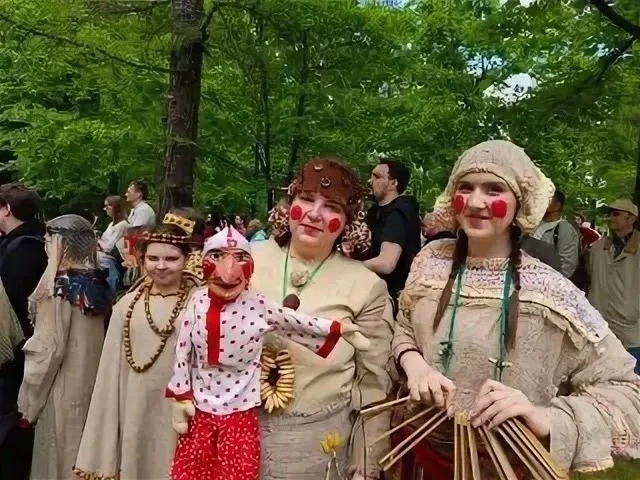 Фестиваль национальных культур «В гостях у Олениных» (0+)