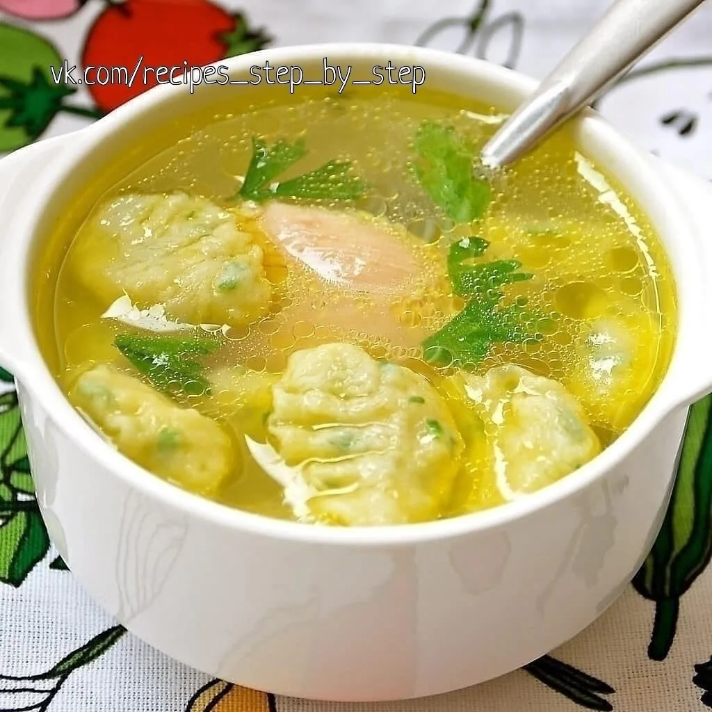 Картофельный суп с галушками