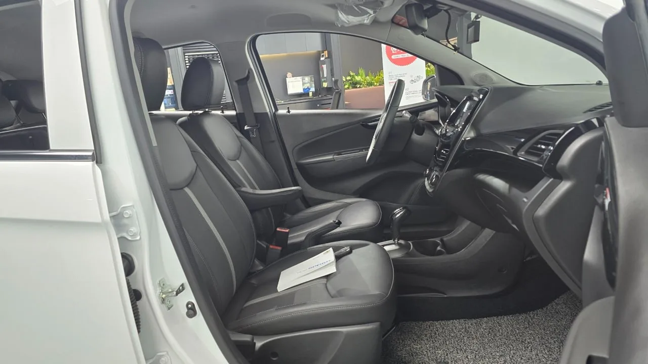 🏎 Chevrolet Spark (Premier)