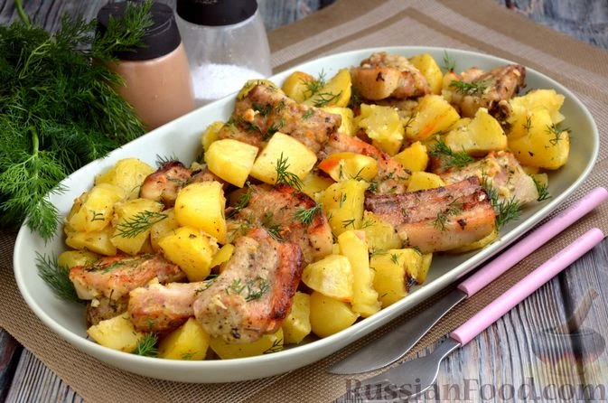 🍽 Общие блюда: этикет семейного стола.

Леди знает: общая тарелка - не повод забыть о манерах.

🍴И