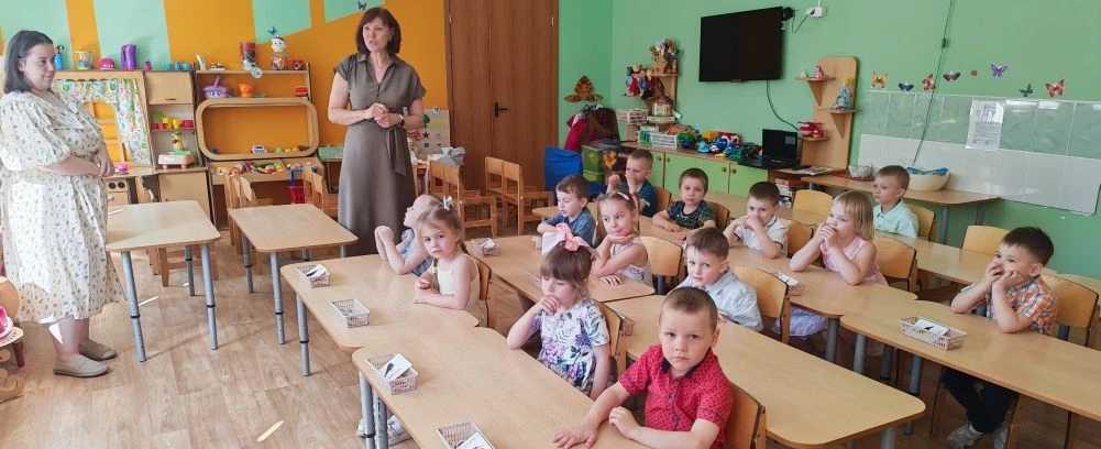 Итоговое  интегрированное занятие   " Путешествие в страну знаний" прошло в группе 2" Бусинки" Дети 
