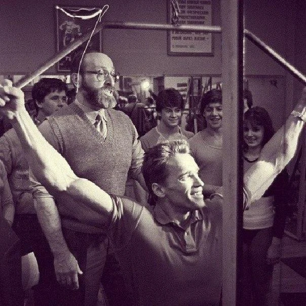 Арнольд Шварценеггер в московском клубе "Атлетика", 1987 год.