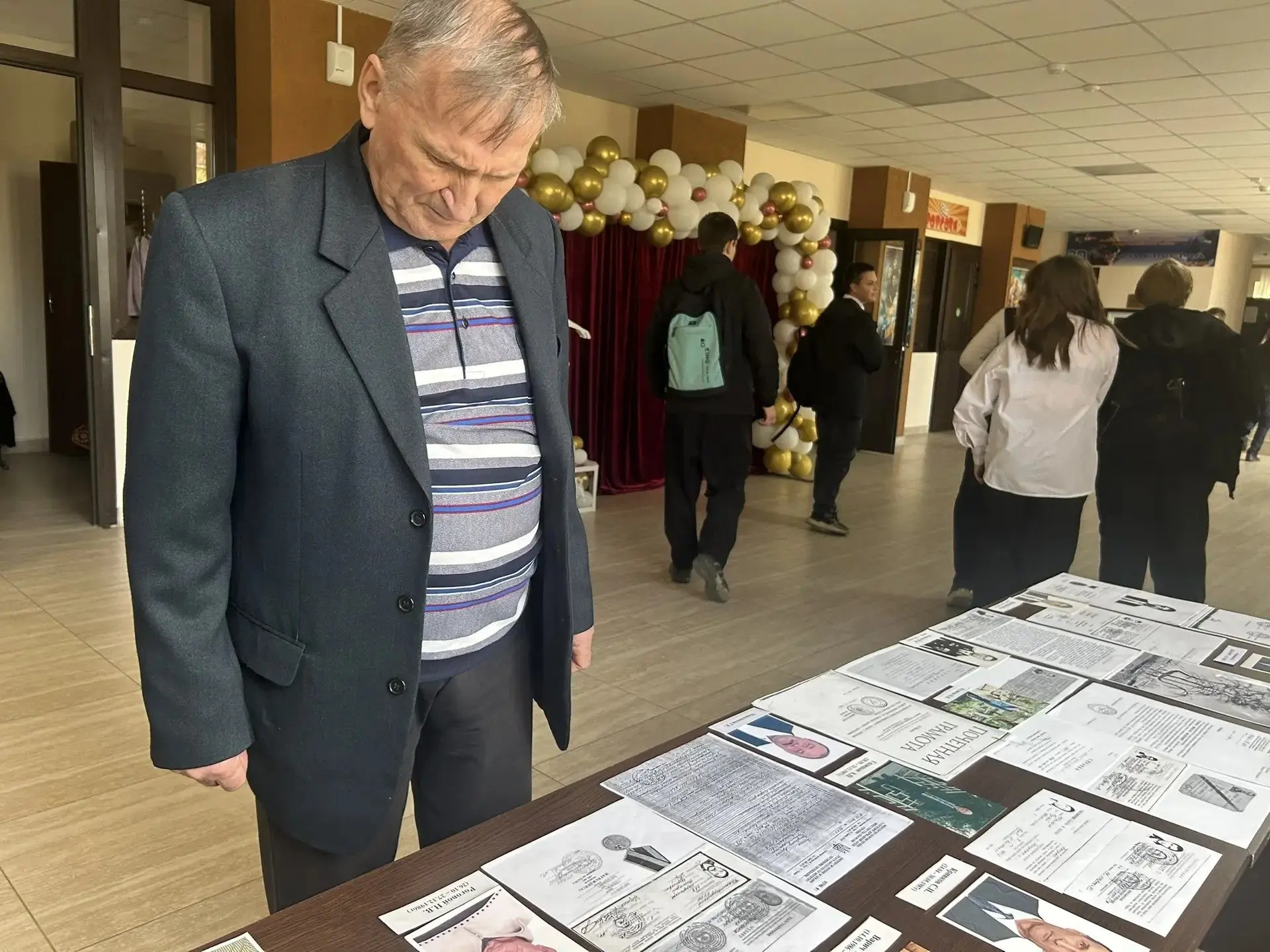 В Красногвардейском районном Доме культуры, к 40-летней годовщине со дня аварии на Черн...