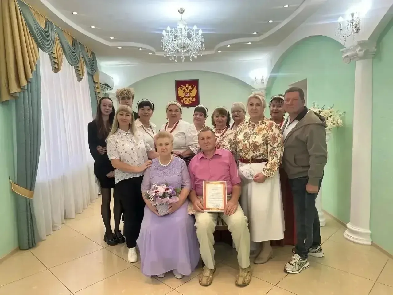 Полвека и пять: супруги Мейта отметили изумрудную свадьбу