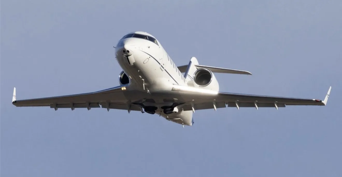 ‼️ ✈️ Superjet с 99 пассажирами подал сигнал бедствия над Нижним Новгородом