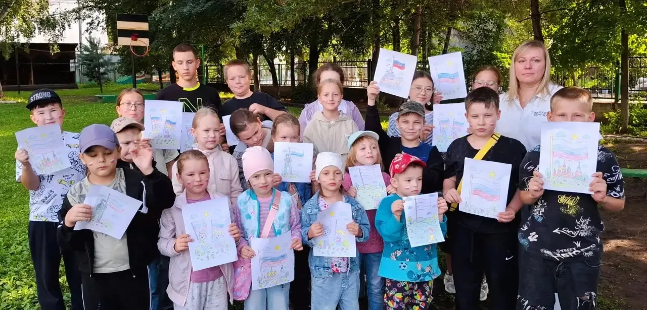Яркое и душевное мероприятие для детей, посвящённое Дню флага Российской Федерации!