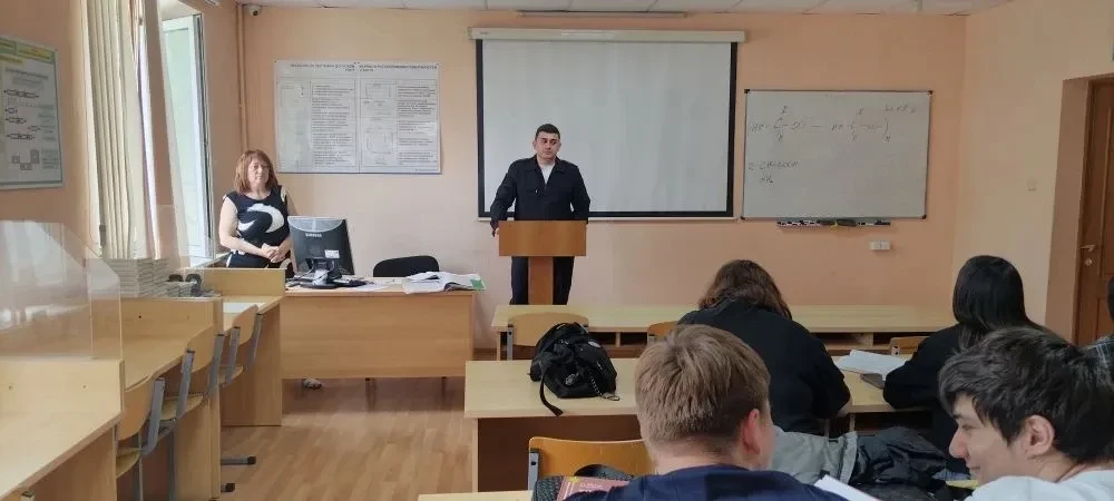 25 мая 2026 года в филиале РГУПС в г. Туапсе прошла встреча студентов с инспектором ОПД...