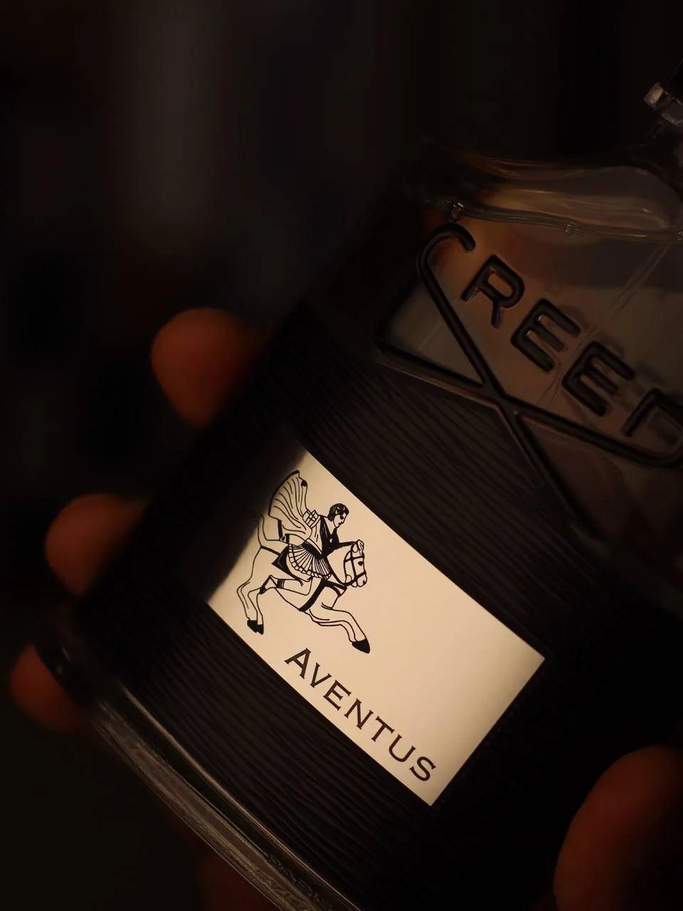🔥 CREED AVENTUS — аромат, про который можно спорить сколько угодно. Но забыть его сложно.