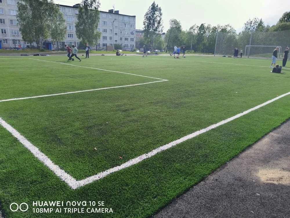 ⚽Школа №19 готовится встретить новый учебный год с обновленным спортивным стадионом. Ст...