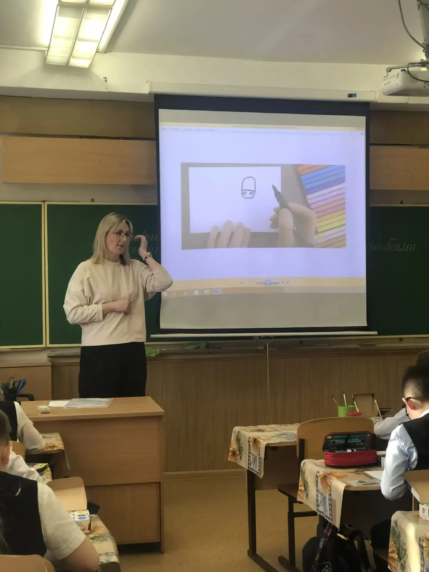 🌷 День школьного содружества глазами родителей.   "Благодарю за организацию мероприятия. Очень много