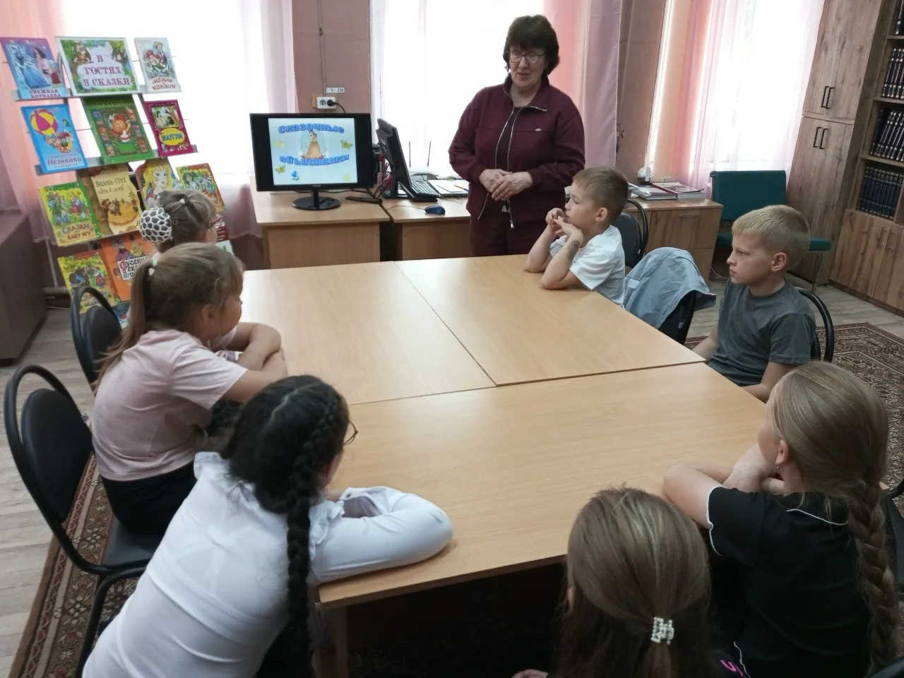 В пятницу учащиеся подготовительного класса художественного 🎨отделения посетили межпос...