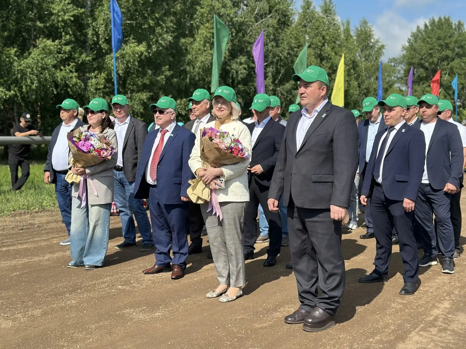 Сегодня в Мелеузовском районе прошел традиционный праздник «Сабантуй».⚡️
Сабантуй – это прежде всего