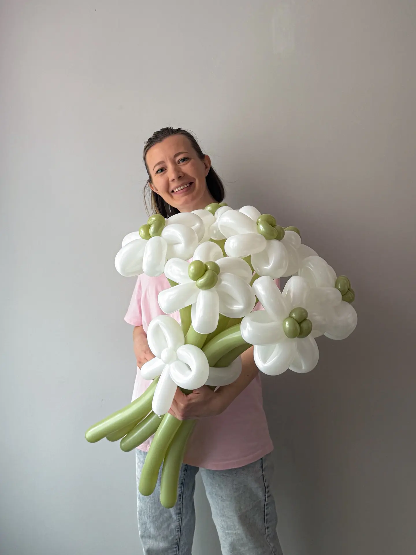 Каждую неделю кручу для вас букеты ☺️ и мне это нравится!