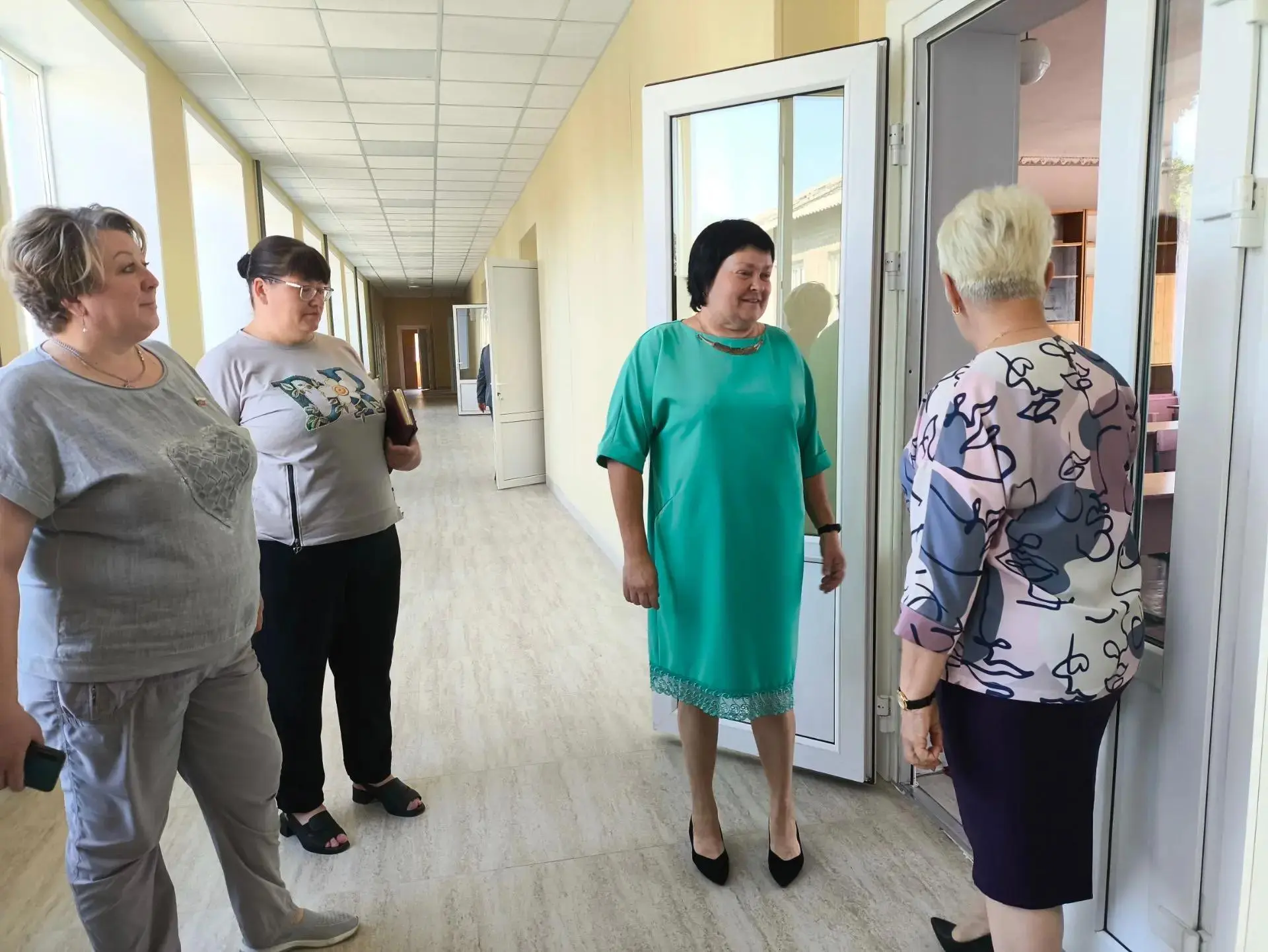 «Родительская приемка»: Ребята из Зимогорье будут учиться в обновленной школе