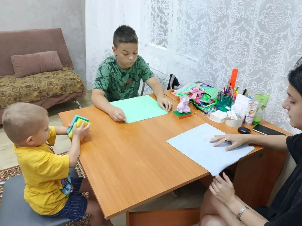 🖌️🧵 18 июля в нашем центре был день творчества и семейного тепла!

В субботу наши воспитанники соб