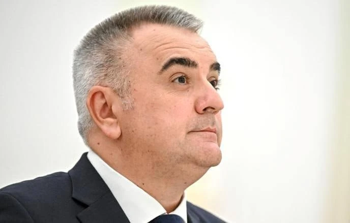 🗳️На выборах президента Республики Сербской побеждает ее премьер Саво Минич.