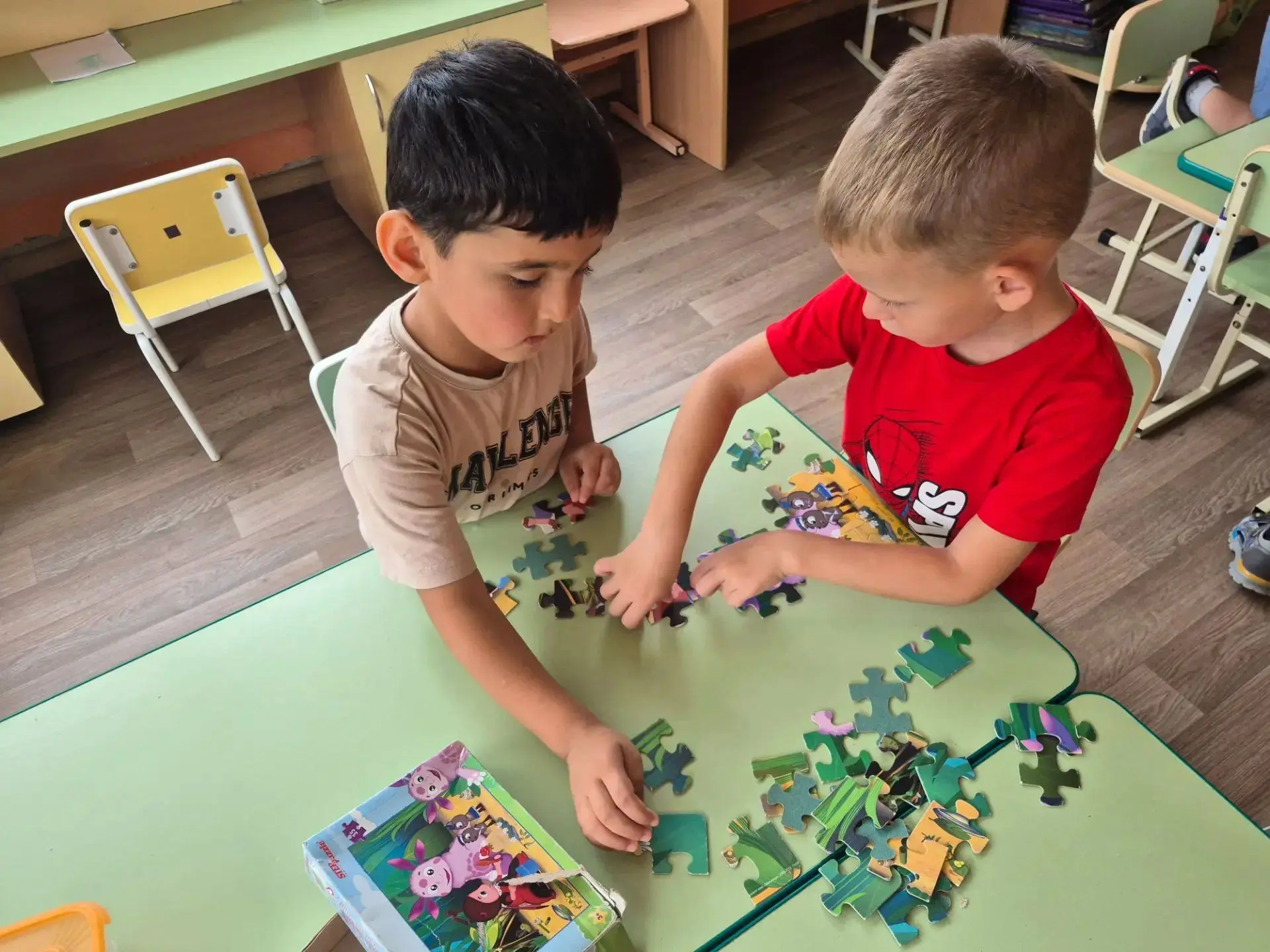 🧩 Пазлы: игра, которая учит думать!