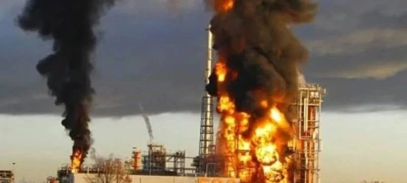 ⚠️🔥🇺🇦🇷🇺НПЗ в Киришах остановлен: удар ВСУ вывел из строя один из крупнейших заводо...