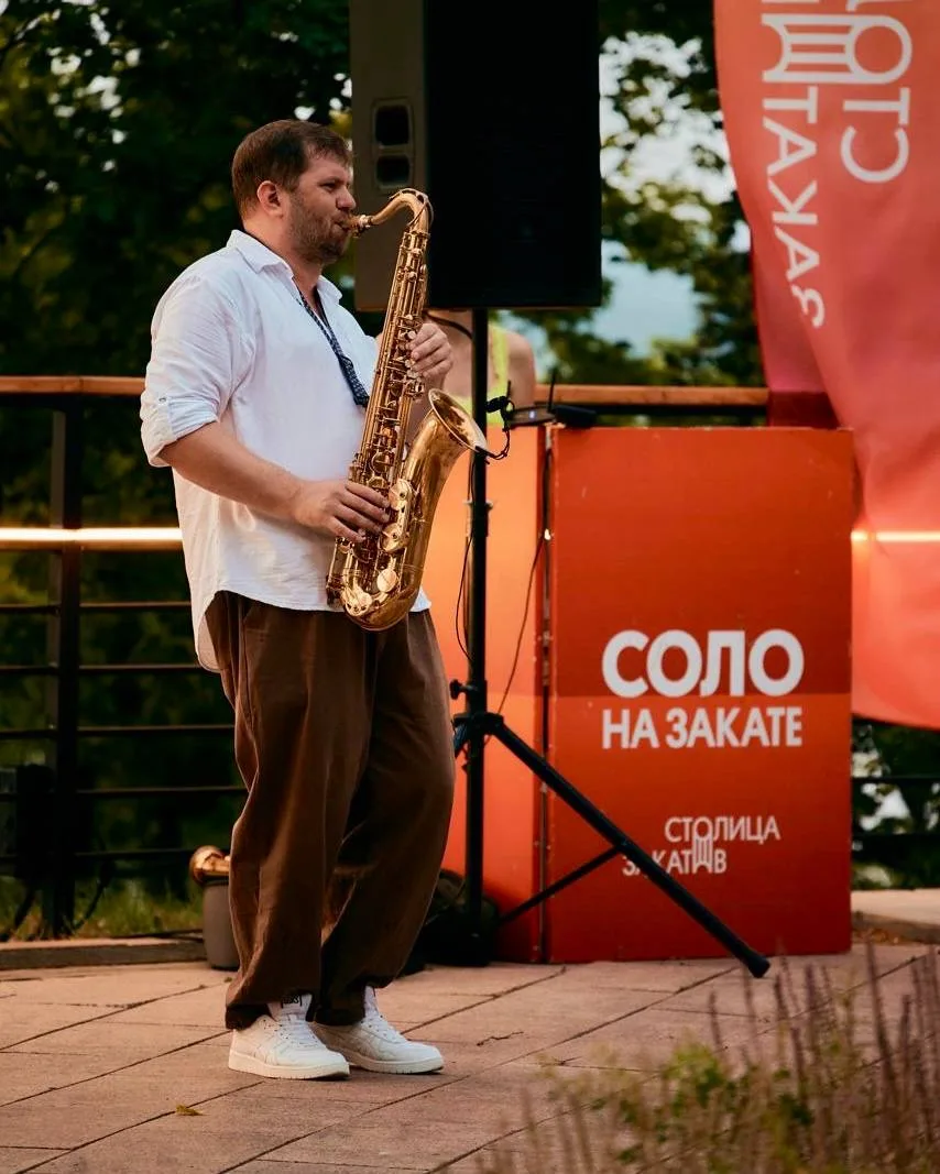 🤍 Скоро в Нижний вернётся то, за что мы особенно любим лето — «Столица Закатов»  Тот самый сезон, ко