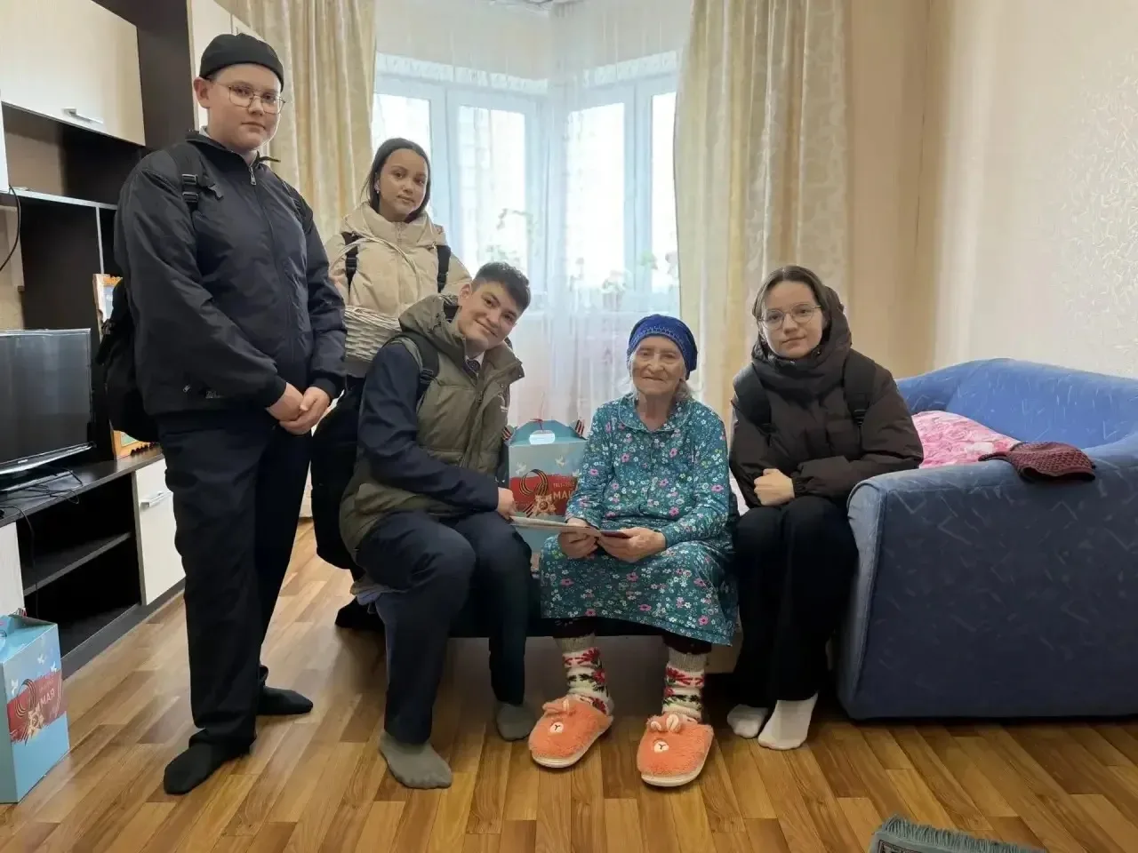 🫂 С теплом и заботой: ученики Многопрофильной школы №39  присоединились к акции «Ветеран живёт рядом