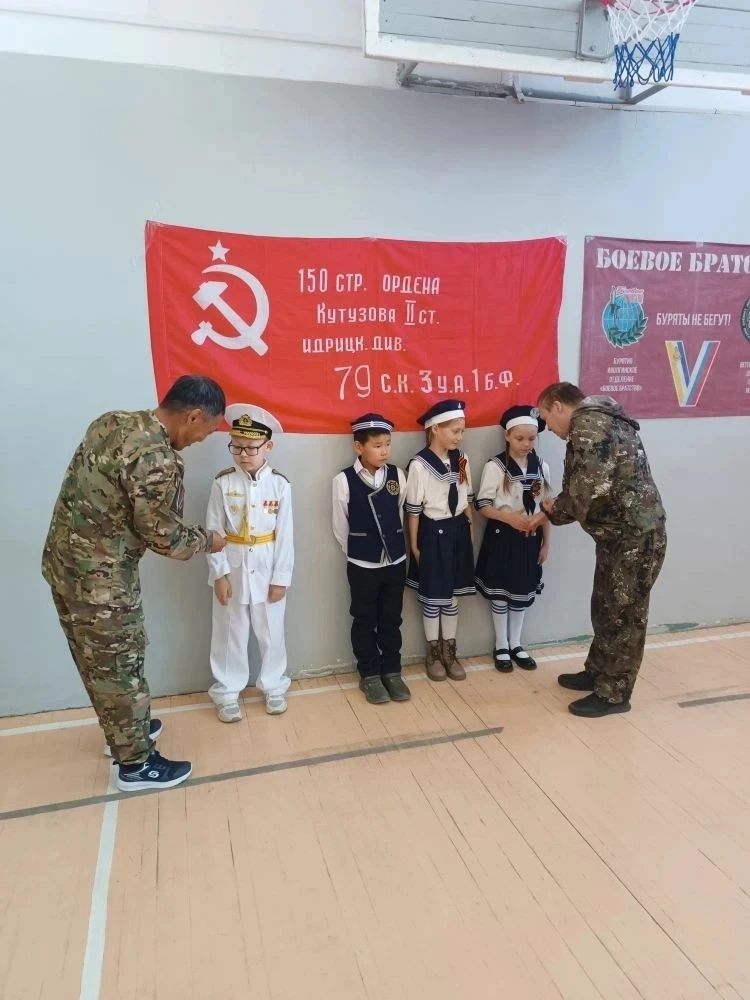 🎖️ Праздник мужества и памяти в нашей школе  В преддверии 9 Мая в нашей школе 7 и 8 мая прошёл торже