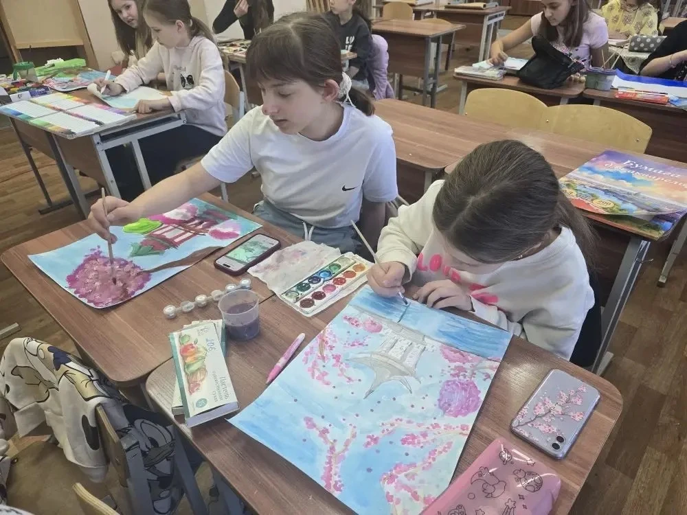 📚🎨 Весенние каникулы в Колтушской школе: отдыхаем с пользой и готовимся к экзаменам без стресса!  Ка