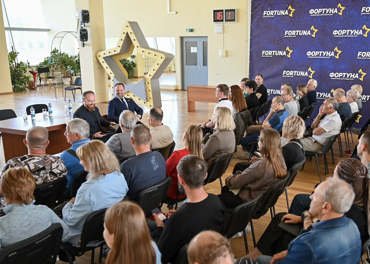 На встрече с коллективом спорткомплекса «Арена-Истра» – о результатах «Единой России» в сфере спорта