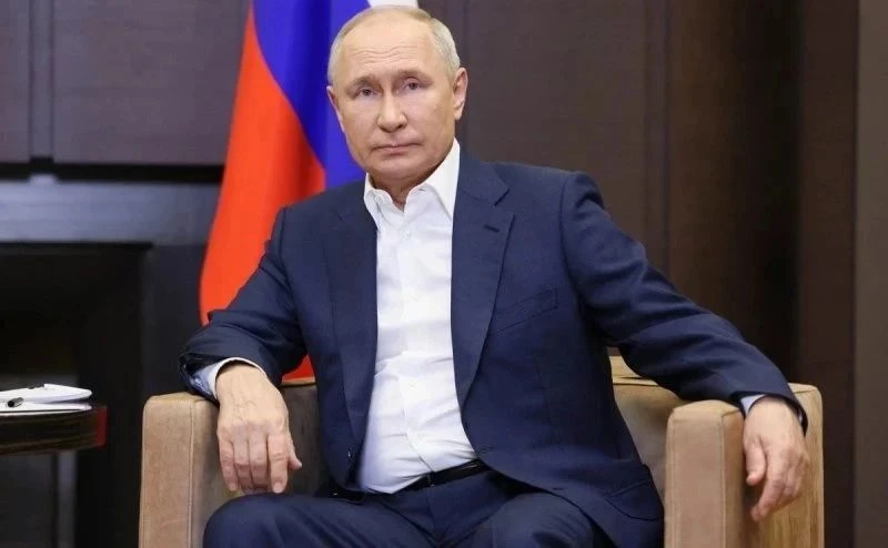 ❗️«Народ является источником власти», заявил Путин. По его словам, Россия даже в самых ...