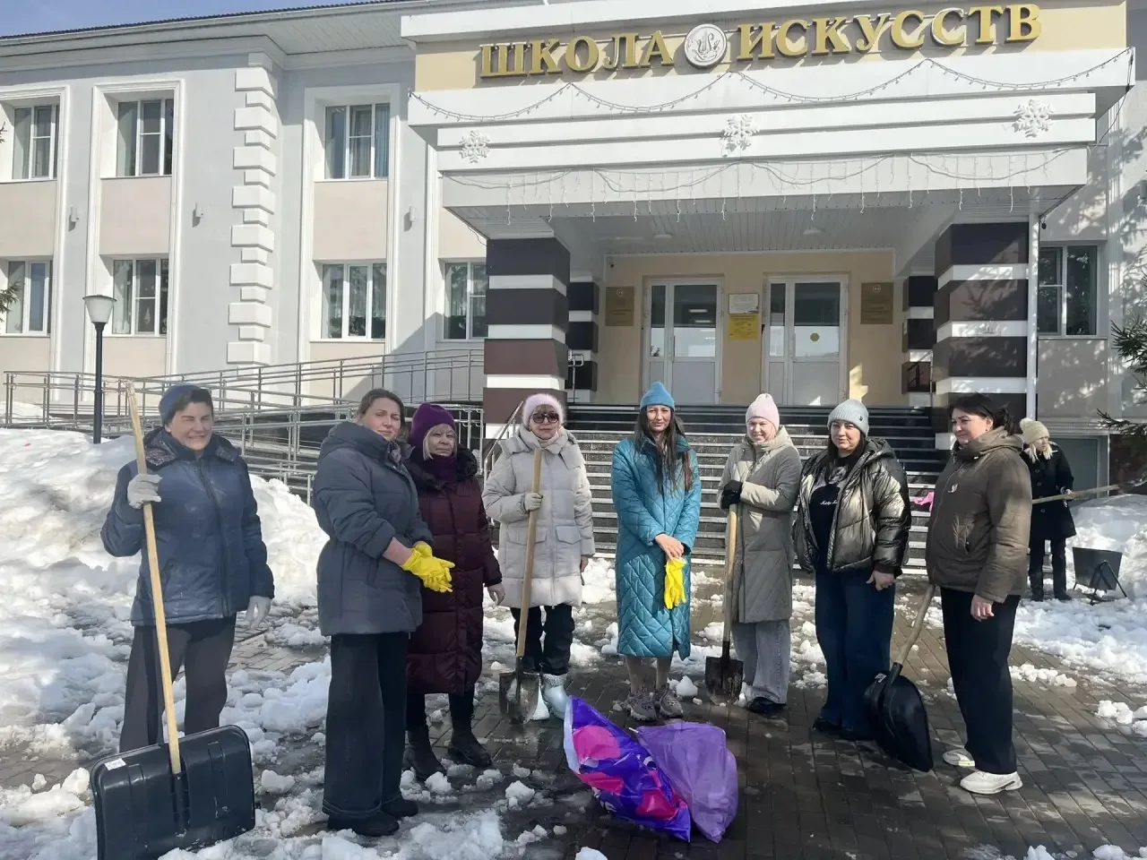 Первый субботник этой весны прошёл в Лаишево 🌿  🧹Вчера жители, организации района и образовательные 